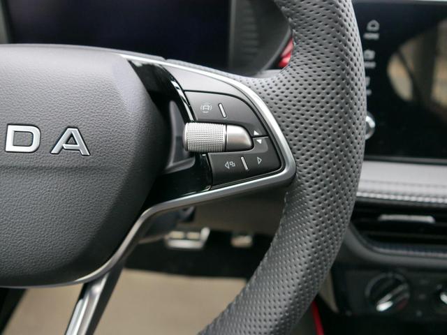 Skoda Fabia Monte Carlo 1.0 TSI DSG*SMARTLINK*PDC*SHZ*VIRTUAL-COCKPIT*DAB*ISOFIX*BLUETOOTH 
