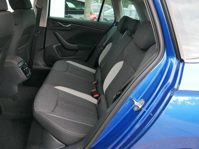 Skoda Kamiq 130 Jahre Premium 1,5 TSI DSG*KAMERA*PDC*SMARTLINK*AHK-SCHWENKBAR*LED*SHZ* 
