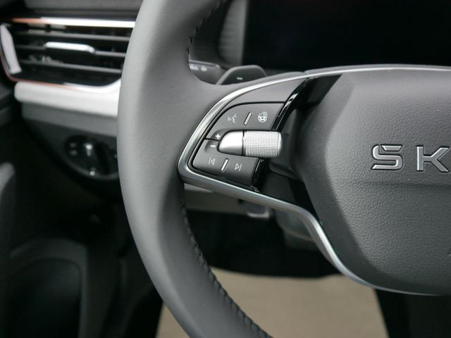 Skoda Kamiq 130 Jahre Premium 1,5 TSI DSG*KAMERA*PDC*SMARTLINK*AHK-SCHWENKBAR*LED*SHZ* 