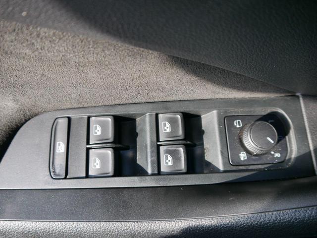 Skoda Kamiq Selection 1,5 TSI SELECTION*NAVI-ÜBER-SMARTLINK*PDC*KAMERA*LED*SHZ*TEMPOMAT 