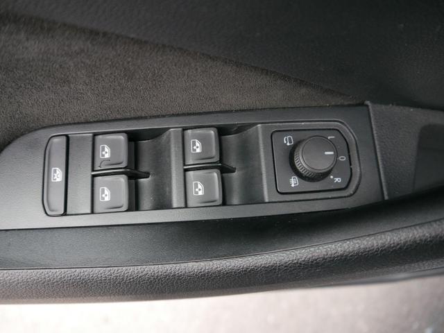 Skoda Kamiq Selection 1,5 TSI SELECTION*NAVI-ÜBER-SMARTLINK*PDC*KAMERA*LED*SHZ*TEMPOMAT 