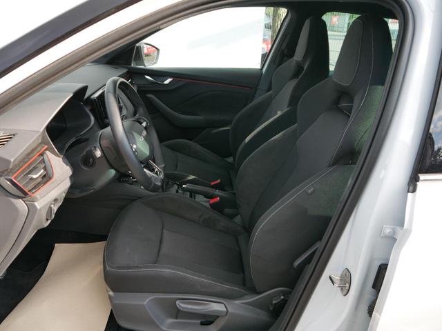 Skoda Kamiq Selection 1,5 TSI SELECTION*NAVI-ÜBER-SMARTLINK*PDC*KAMERA*LED*SHZ*TEMPOMAT 