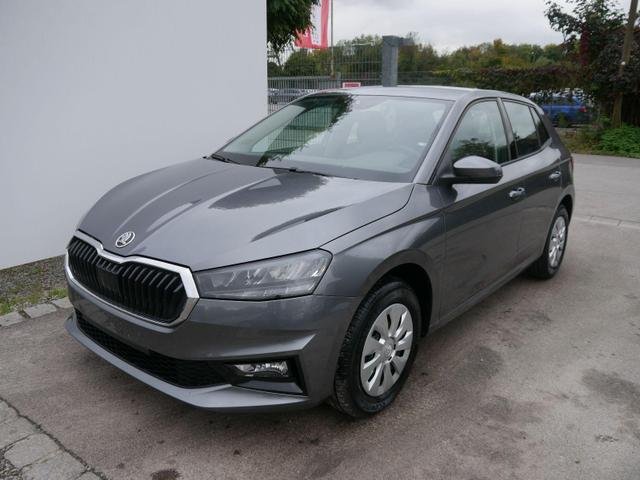 Skoda Fabia - Selection 1.0 TSI *NAVI-ÜBER-SMARTLINK*LED*PDC-HI*SHZ*KLIMA*BLUETOOTH