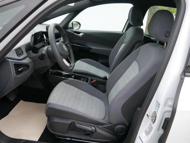 Volkswagen ID.3 PRO PERFORMANCE* ACC * LED NAVI PARKTRONIC 18 ZOLL KLIMAAUTOMATIK DACH SCHWARZ 