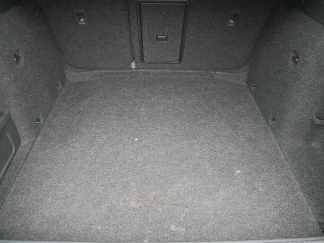 Skoda Octavia Combi 1.4 TSI DSG AMBITTON* NAVI * PDC SHZG 17 ZOLL KLIMAAUTOMATIK 