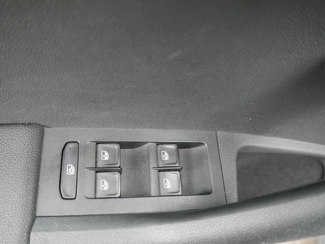 Skoda Octavia Combi 1.4 TSI DSG AMBITTON* NAVI * PDC SHZG 17 ZOLL KLIMAAUTOMATIK 