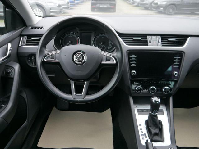 Skoda Octavia Combi 1.4 TSI DSG AMBITTON* NAVI * PDC SHZG 17 ZOLL KLIMAAUTOMATIK 