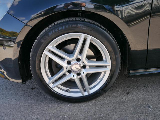 Mercedes-Benz A-Klasse Urban A 180 URBAN*NAVI*KLIMA*SHZ*PDC*BLUETOOTH*RADIO*FREISPRECHEINRICHTUNG*17-TOLL 