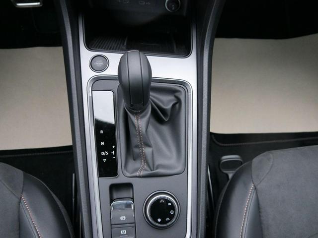 Cupra Ateca 2,0 TSI DSG 4x4*AHK-SCHWENKBAR*NAVI*PDC*KAMERA*ACC*SHZ*LED*TEMPOMAT*19-ZOLL 