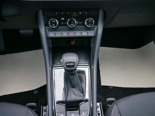 Skoda Karoq Edition Selection 130 Jahre 1,5 TSI DSG*NAVI-ÜBER-SMARTLINK*PDC*KAMERA*LED*SHZ*TEMPOMAT 