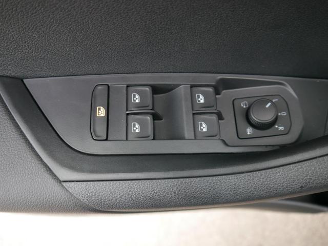 Skoda Karoq Edition Selection 130 Jahre 1,5 TSI DSG*NAVI-ÜBER-SMARTLINK*PDC*KAMERA*LED*SHZ*TEMPOMAT 