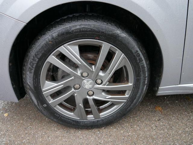 Peugeot 208 PureTech Active Business - S&S*NAVI*LED*TEMPOMAT*KLIMA*BLUETOOTH* 