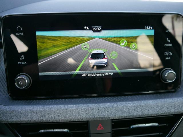 Skoda Scala Selection 1.5 TSI DSG*NAVI-ÜBER-SMARTLINK*PDC-HI*LED*TEMPOMAT*SHZ*KLIMA*DAB 