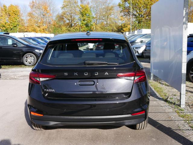 Skoda Fabia Selection 1.0 TSI DSG*NAVI-ÜBER-SMARTLINK*LED*PDC-HI*SHZ*DAB*KLIMA 