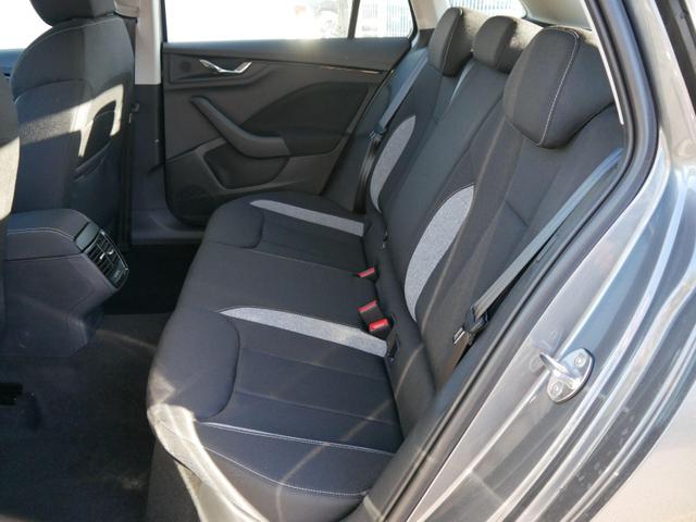 Skoda Scala Selection 1.0 TSI DSG*NAVI-ÜBER-SMARTLINK*PDC-HI*LED*TEMPOMAT*SHZ*DAB*KLIMA 