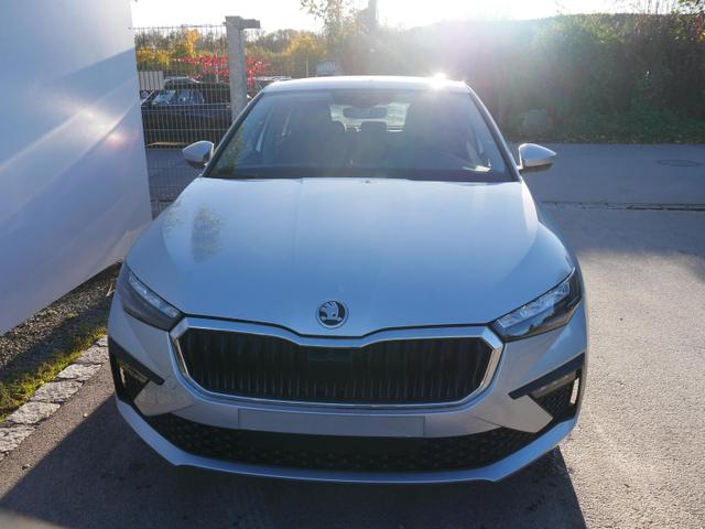 Skoda Scala Selection 1.5 TSI DSG*NAVI-ÜBER-SMARTLINK*PDC-HI*LED*TEMPOMAT*SHZ*KLIMA*DAB 