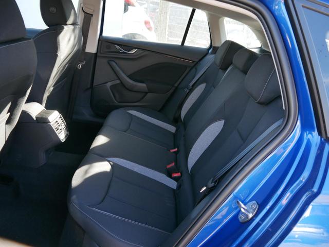 Skoda Scala Selection 1.0 TSI DSG*NAVI-ÜBER-SMARTLINK*PDC-HI*LED*TEMPOMAT*SHZ*DAB*KLIMA 
