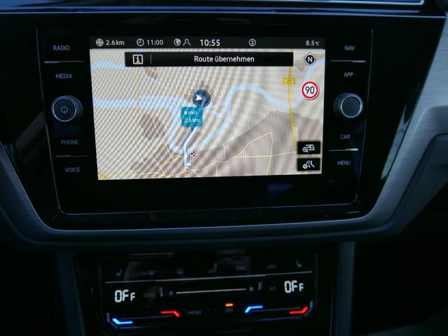 Volkswagen Touran COMFORTLIN 1.5 TSI DSG COMFORTLINE*ACC*LED*PDC*KAMERA*NAVI*SHZ* 7-SITZER 17-ZOLL 
