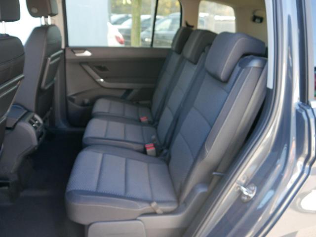 Volkswagen Touran Comfortline 2,0 TDI DSG*ACC*PDC*LED*NAVI*SHZ*KAMERA*EL-HECKKLAPPE*7-SITZER 