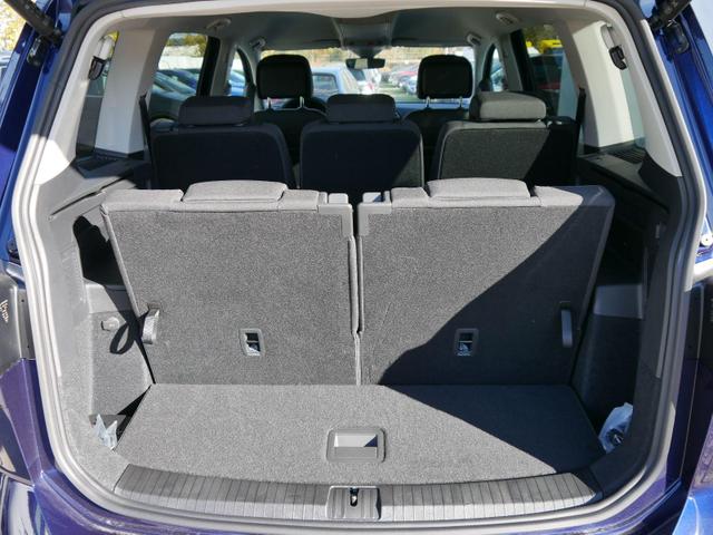 Volkswagen Touran Comfortline 2,0 TDI DSG*ACC*PDC*LED*NAVI*SHZ*KAMERA*EL-HECKKLAPPE*7-SITZER 