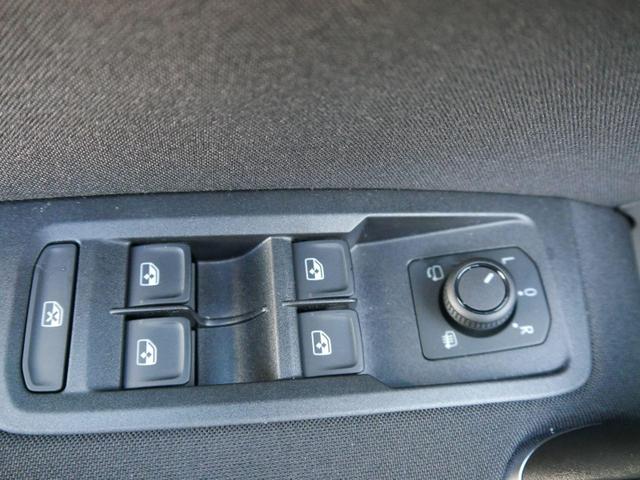 Volkswagen Touran Comfortline 2,0 TDI DSG*ACC*PDC*LED*NAVI*SHZ*KAMERA*EL-HECKKLAPPE*7-SITZER 