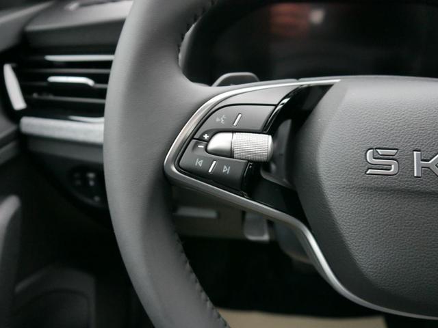 Scala Selection 1.0 TSI DSG*NAVI-ÜBER-SMARTLINK*PDC-HI*LED*TEMPOMAT*SHZ*DAB*KLIMA 