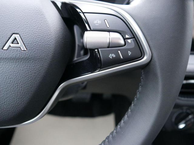 Fabia Selection 1.0 TSI DSG*NAVI-ÜBER-SMARTLINK*LED*PDC-HI*SHZ*DAB*KLIMA 