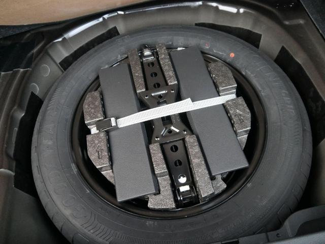 Skoda Kamiq Monte Carlo 1.5 TSI DSG*MATRIX-LED*SMARTLINK*PDC-HI*TEMPOMAT*SHZ*17-ZOLL 