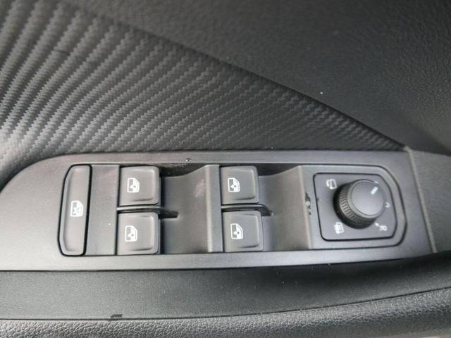 Skoda Kamiq Monte Carlo 1.5 TSI DSG*MATRIX-LED*SMARTLINK*PDC-HI*TEMPOMAT*SHZ*17-ZOLL 