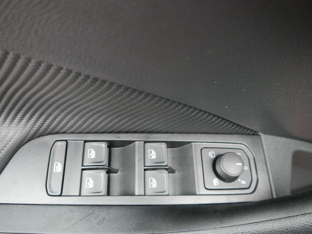 Skoda Kamiq Monte Carlo 1.5 TSI DSG*MATRIX-LED*SMARTLINK*PDC-HI*TEMPOMAT*SHZ*17-ZOLL 