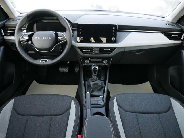 Skoda Kamiq 130 Jahre Premium 1,5 TSI DSG*KAMERA*PDC*SMARTLINK*AHK-SCHWENKBAR*LED*SHZ* 