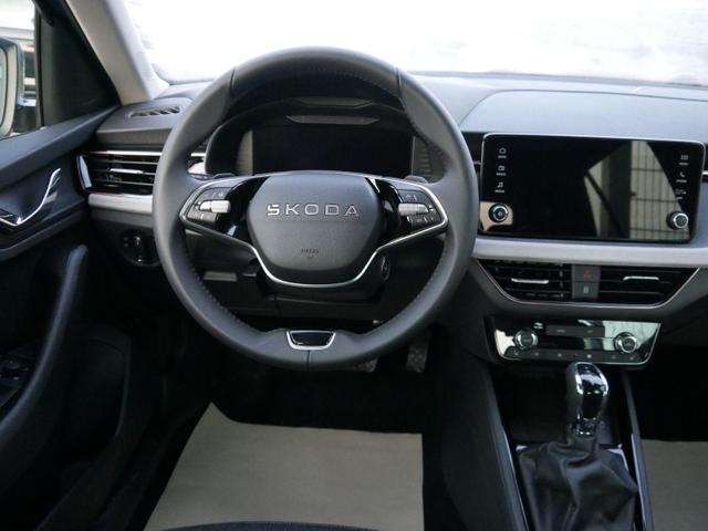 Skoda Kamiq 130 Jahre Premium 1,5 TSI DSG*KAMERA*PDC*SMARTLINK*AHK-SCHWENKBAR*LED*SHZ* 