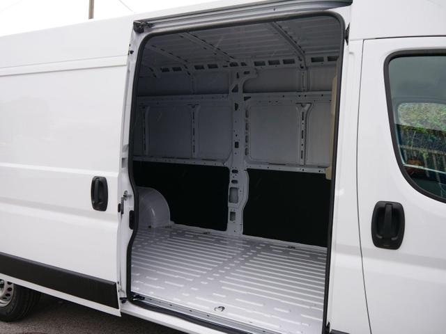 Fiat Ducato L5H2(6363 mm)H2(2522 mm) *3-SITZER*RÜCKFAHRKAMERA*PDC HI.*KLIMA*DAB*LANE ASSIST* 