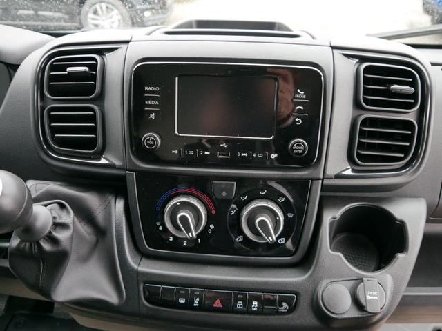 Fiat Ducato L5H2(6363 mm)H2(2522 mm) *3-SITZER*RÜCKFAHRKAMERA*PDC HI.*KLIMA*DAB*LANE ASSIST* 