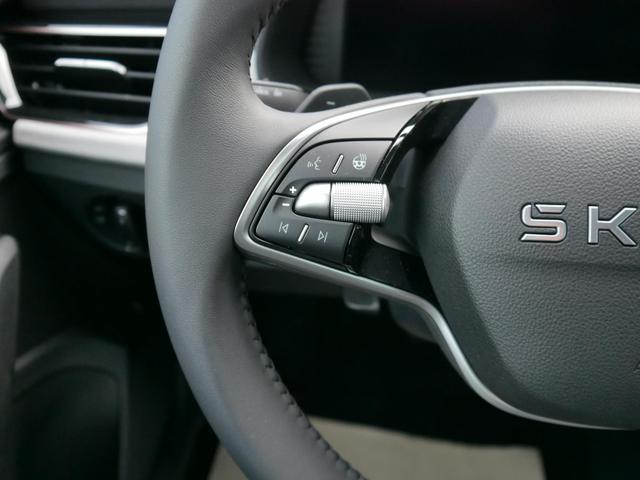 Skoda Kamiq 130 Jahre Premium 1,5 TSI DSG*KAMERA*PDC*SMARTLINK*AHK-SCHWENKBAR*LED*SHZ* 