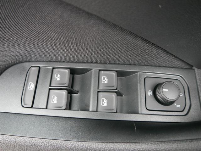 Skoda Scala Selection 1.0 TSI DSG*NAVI-ÜBER-SMARTLINK*PDC-HI*LED*TEMPOMAT*SHZ*DAB*KLIMA 