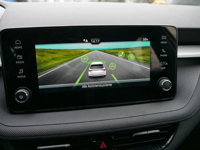 Skoda Fabia Selection 1.0 TSI DSG*NAVI-ÜBER-SMARTLINK*LED*PDC-HI*SHZ*DAB*KLIMA 