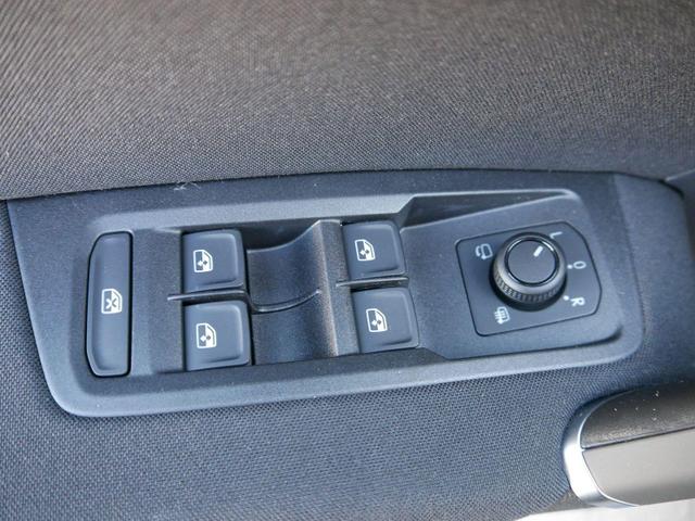 Volkswagen Touran Comfortline 2,0 TDI DSG*ACC*PDC*LED*NAVI*SHZ*KAMERA*EL-HECKKLAPPE*7-SITZER 