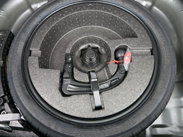 Volkswagen T-Roc Style 1,5 TSI DSG NEUES-MODELL*ACC*NAVI*PDC*AHK*LED*KAMERA*TEMPOMAT*19-ZOLL 