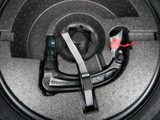 Volkswagen T-Roc Style 1,5 TSI DSG NEUES-MODELL*ACC*NAVI*PDC*AHK*LED*KAMERA*TEMPOMAT*19-ZOLL 