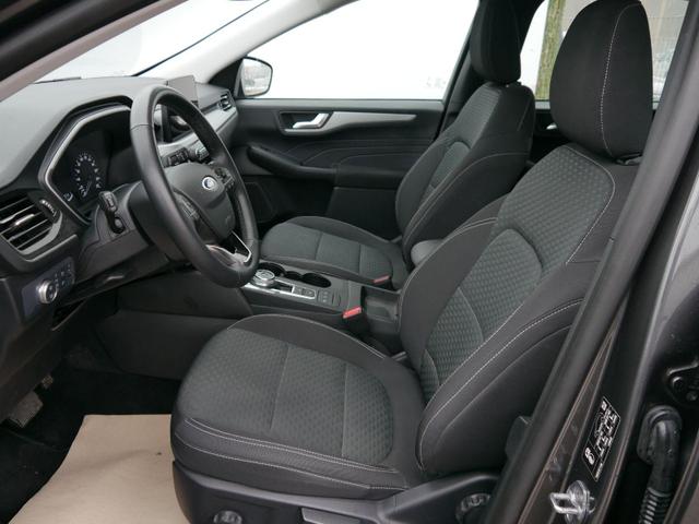 Ford Kuga COOL-CONNECT 2.0 ECO BLUE 4X4*NAVI*PDC*LED*SHZ*AHK-SCHWENKBAR*TEMPOMAT*KLIMA 