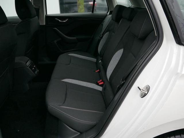 Skoda Kamiq Selection 1.0 TSI*PDC-HI*LED*SHZ*NAVI-ÜBER-SMARTLINK*KLIMA*KEYLESS-GO 