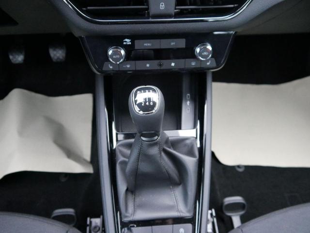 Skoda Kamiq Selection 1.0 TSI*PDC-HI*LED*SHZ*NAVI-ÜBER-SMARTLINK*KLIMA*KEYLESS-GO 