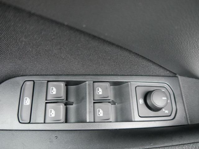 Skoda Kamiq Selection 1.0 TSI*AHK-SCHWENKBAR*LED*PDC-HI*SHZ*KLIMA*NAVI-ÜBER_SMARTLINK 