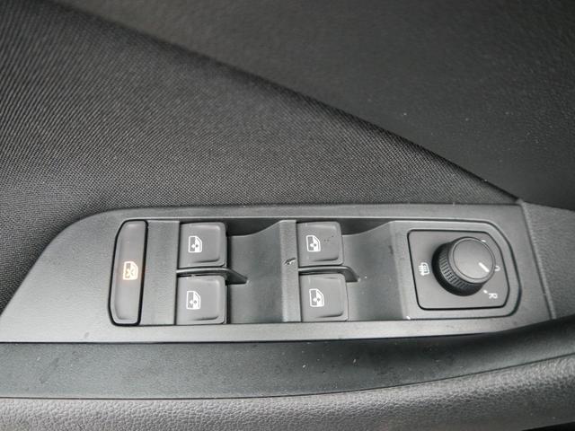 Skoda Kamiq Selection 1.0 TSI*AHK-SCHWENKBAR*LED*PDC-HI*SHZ*KLIMA*NAVI-ÜBER_SMARTLINK 