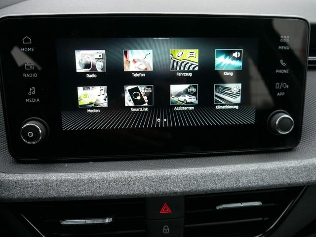 Skoda Kamiq Selection 1.0 TSI*AHK-SCHWENKBAR*LED*PDC-HI*SHZ*KLIMA*NAVI-ÜBER_SMARTLINK 