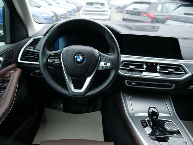 BMW X5 xLine XDRIVE*NAVI*PDC*SHZ*MATRIX*AHK-ABNEHMBAR*TEMPOMAT*KAMERA*LEDER 
