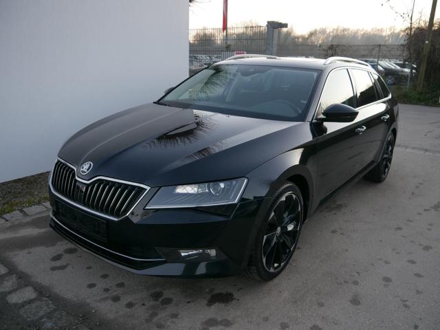 Skoda Superb Combi - Style 2.0 TDI DSG 4x4 Style*ACC*PDC-HI*KAMERA*LED*AHK*TEMPOMAT*EL-PONORAMA-DACH
