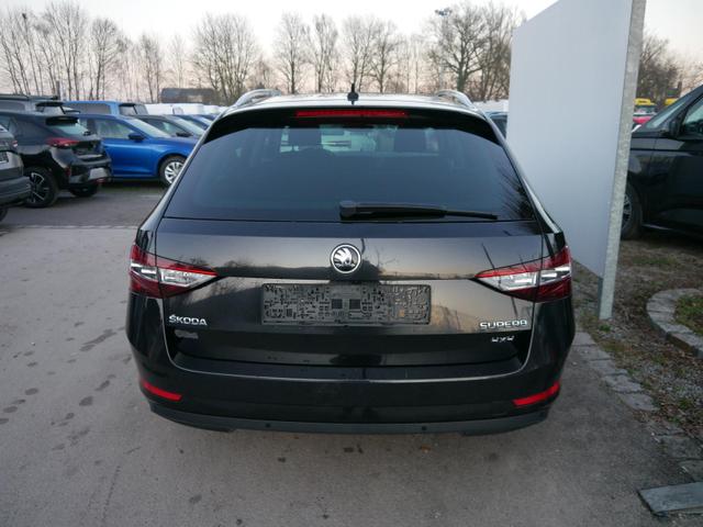 Skoda Superb Combi Style 2.0 TDI DSG 4x4 Style*ACC*PDC-HI*KAMERA*LED*AHK*TEMPOMAT*EL-PONORAMA-DACH 
