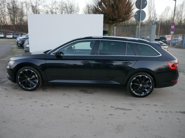 Skoda Superb Combi Style 2.0 TDI DSG 4x4 Style*ACC*PDC-HI*KAMERA*LED*AHK*TEMPOMAT*EL-PONORAMA-DACH 